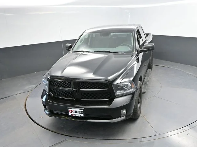 SEMINUEVOS RAM 1500 a Estados en autogozo