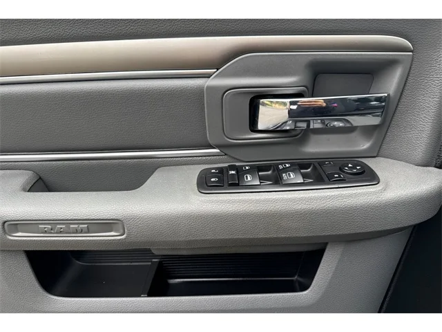 SEMINUEVOS RAM 1500 Classic at ELK GROVE in Elk Grove Buick GMC