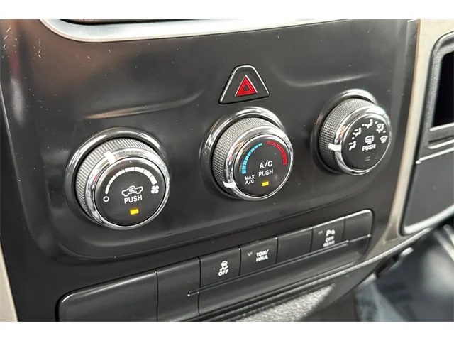 SEMINUEVOS RAM 1500 Classic at ELK GROVE in Elk Grove Buick GMC