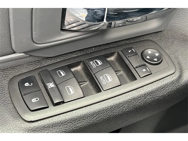 SEMINUEVOS RAM 1500 Classic at ELK GROVE in Elk Grove Buick GMC