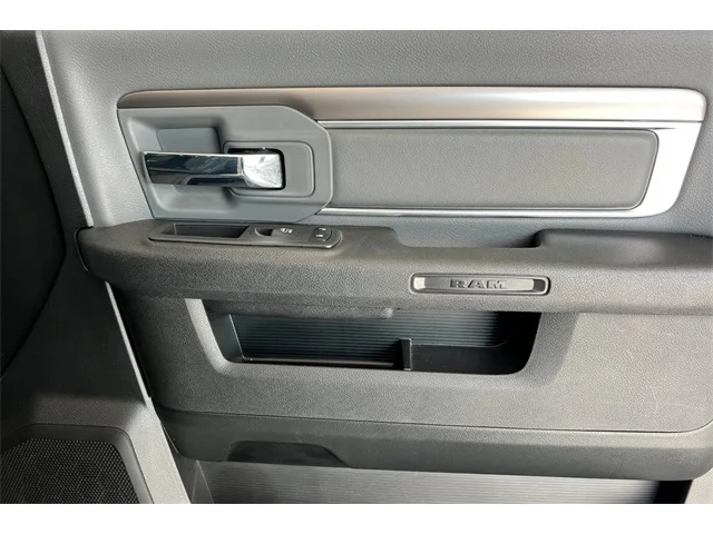 SEMINUEVOS RAM 1500 Classic at ELK GROVE in Elk Grove Buick GMC