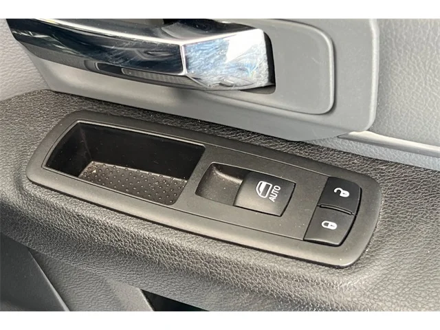 SEMINUEVOS RAM 1500 Classic at ELK GROVE in Elk Grove Buick GMC