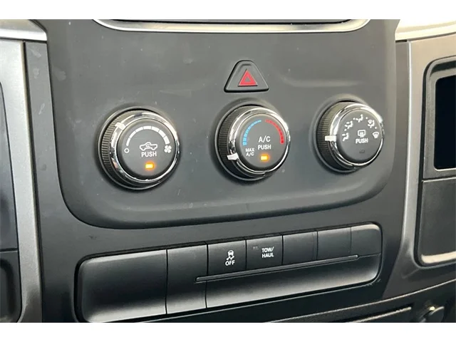 SEMINUEVOS RAM 1500 Classic at ELK GROVE in Elk Grove Buick GMC