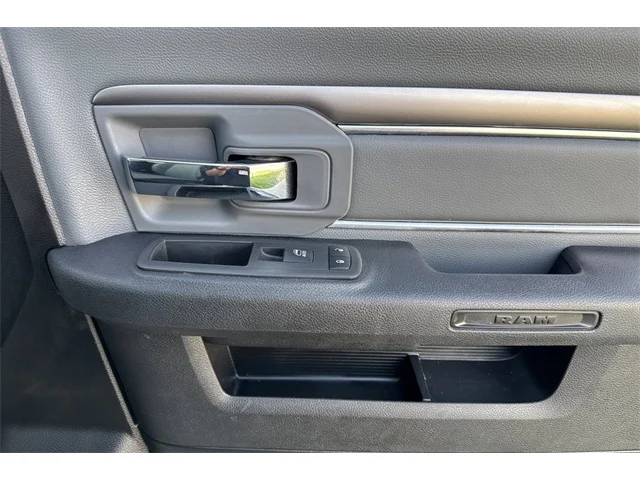 SEMINUEVOS RAM 1500 Classic at ELK GROVE in Elk Grove Buick GMC