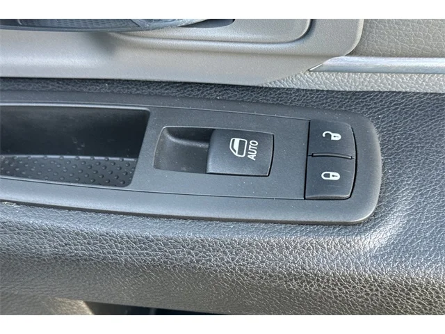 SEMINUEVOS RAM 1500 Classic at ELK GROVE in Elk Grove Buick GMC