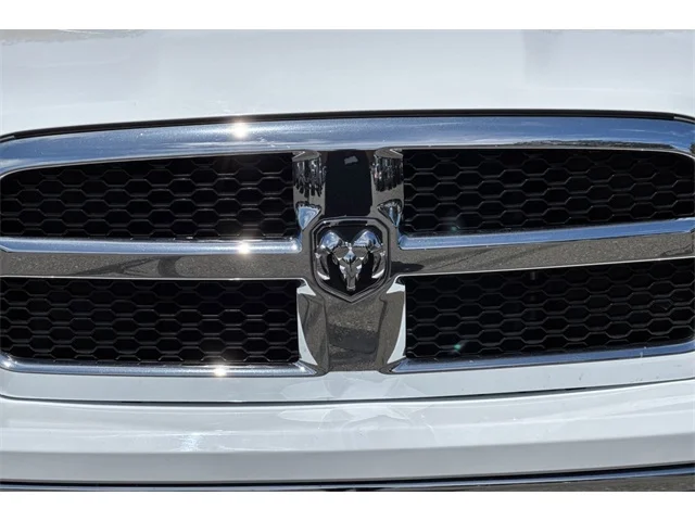 SEMINUEVOS RAM 1500 Classic at ELK GROVE in Elk Grove Buick GMC