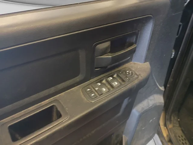 SEMINUEVOS RAM 1500 a Estados en autogozo