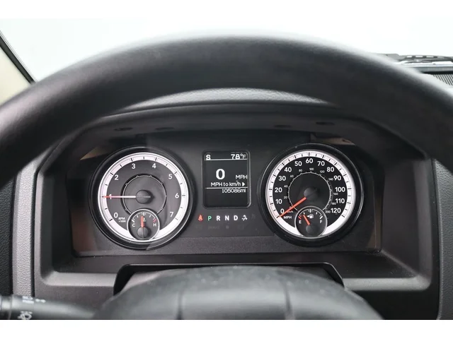 SEMINUEVOS RAM 1500 a Estados en autogozo