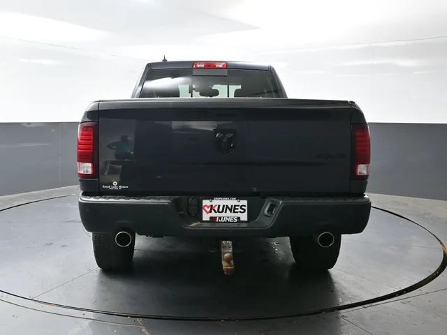 SEMINUEVOS RAM 1500 Classic a Estados en autogozo