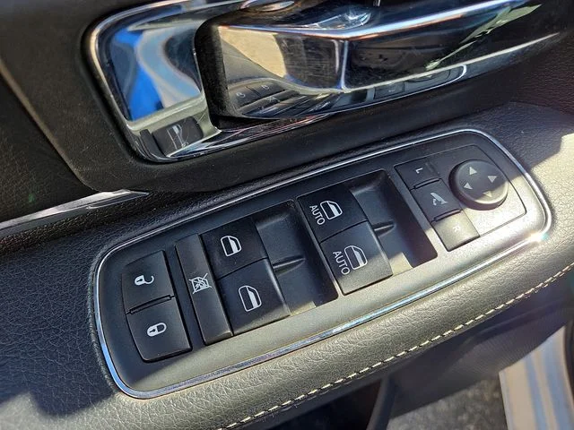SEMINUEVOS RAM 1500 a Estados en autogozo