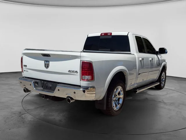 SEMINUEVOS RAM 1500 a Estados en autogozo