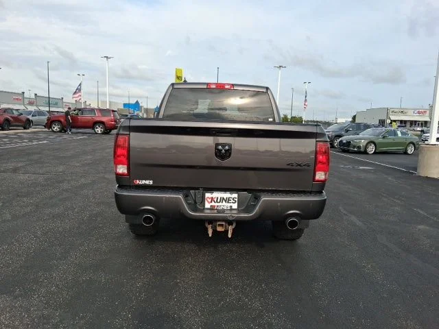 SEMINUEVOS RAM 1500 Classic a Estados en autogozo