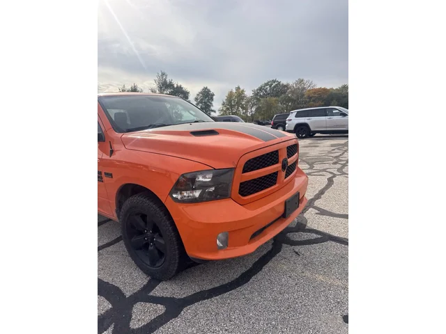 SEMINUEVOS RAM 1500 Classic a Estados en autogozo