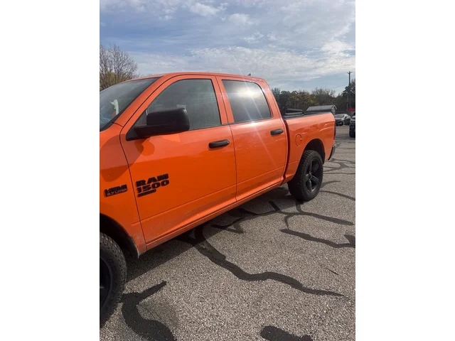 SEMINUEVOS RAM 1500 Classic a Estados en autogozo