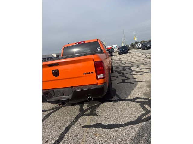 SEMINUEVOS RAM 1500 Classic a Estados en autogozo