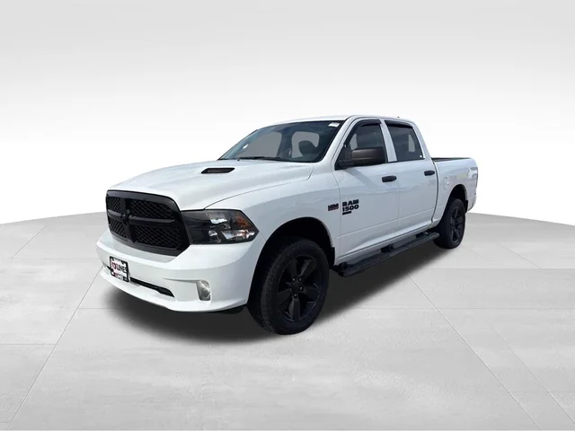 SEMINUEVOS RAM 1500 Classic a Estados en autogozo