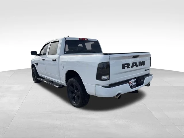 SEMINUEVOS RAM 1500 Classic a Estados en autogozo