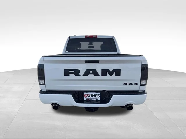 SEMINUEVOS RAM 1500 Classic a Estados en autogozo