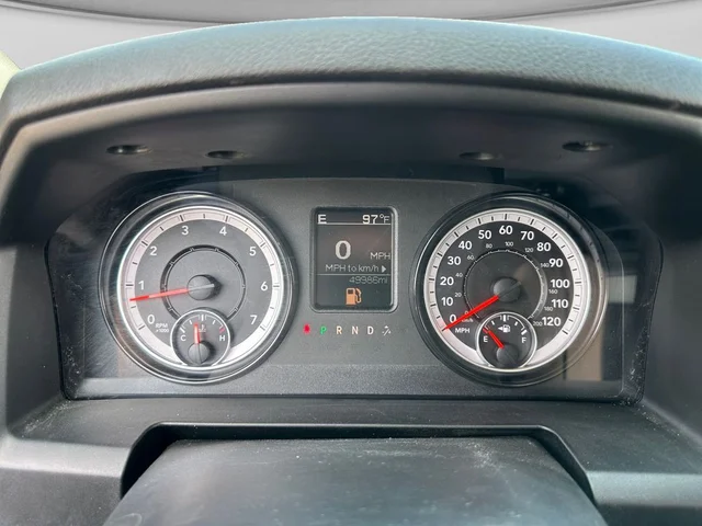 SEMINUEVOS RAM 1500 Classic a Estados en autogozo