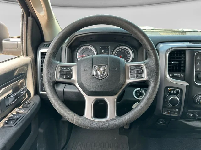 SEMINUEVOS RAM 1500 Classic a Estados en autogozo