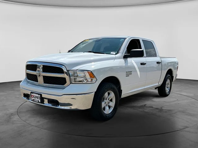 SEMINUEVOS RAM 1500 Classic a Estados en autogozo