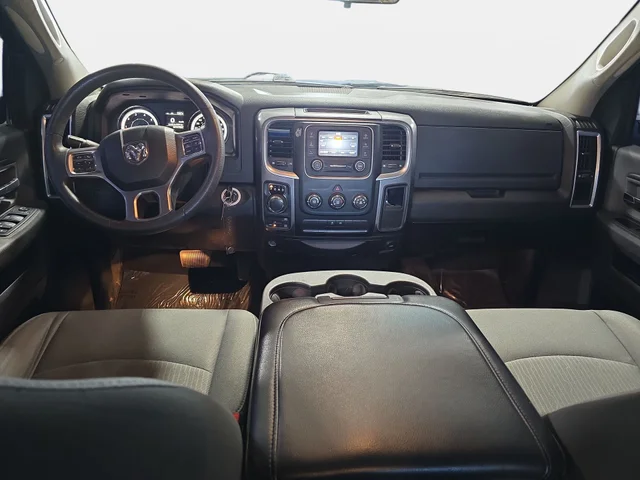 SEMINUEVOS RAM 1500 Classic a Estados en autogozo