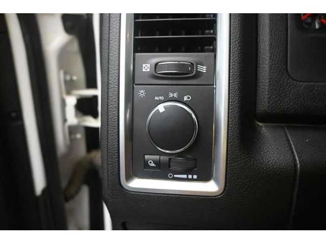 SEMINUEVOS RAM 1500 Classic a Estados en autogozo