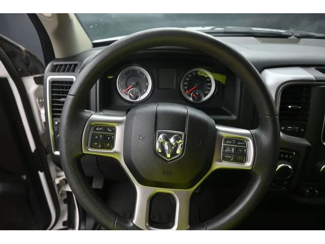 SEMINUEVOS RAM 1500 Classic a Estados en autogozo