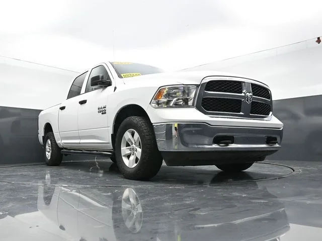 SEMINUEVOS RAM 1500 Classic a Estados en autogozo