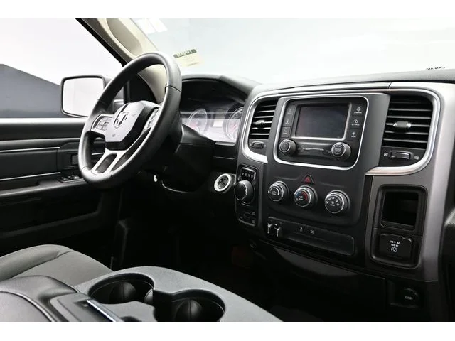 SEMINUEVOS RAM 1500 Classic a Estados en autogozo