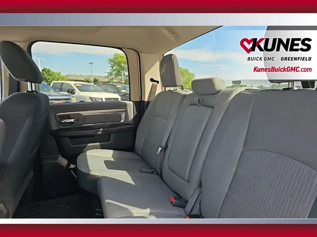 SEMINUEVOS RAM 1500 Classic a Estados en autogozo