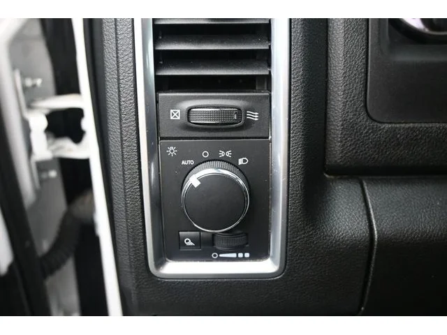 SEMINUEVOS RAM 1500 Classic a Estados en autogozo