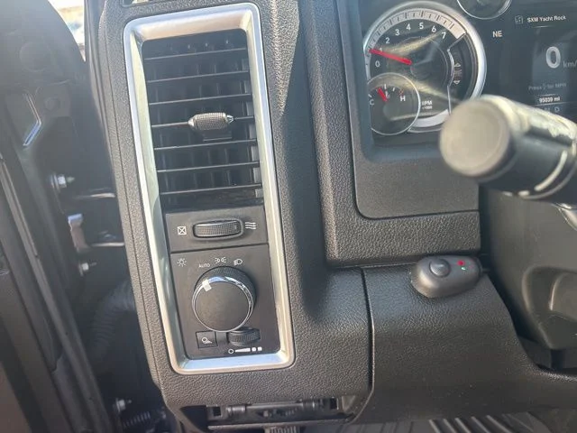 SEMINUEVOS RAM 1500 Classic a Estados en autogozo