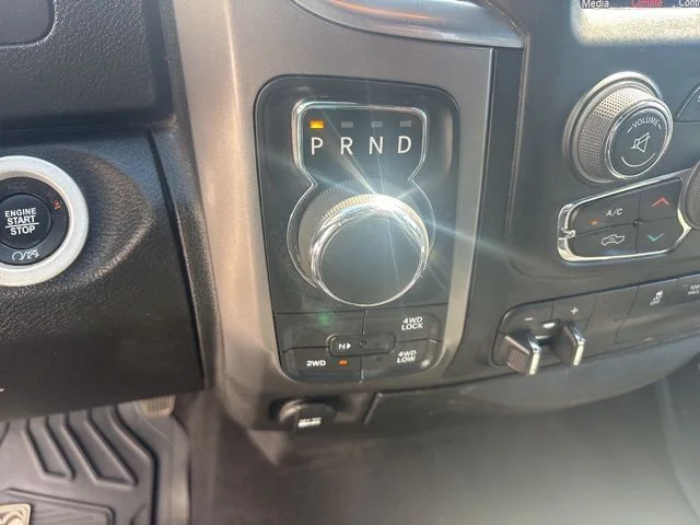 SEMINUEVOS RAM 1500 Classic a Estados en autogozo