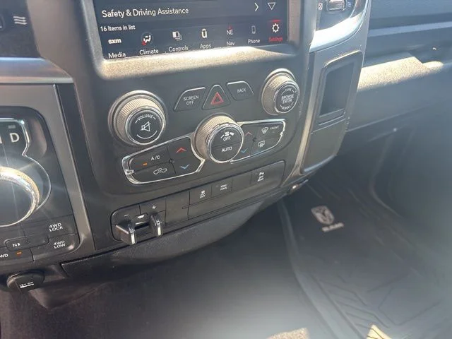 SEMINUEVOS RAM 1500 Classic a Estados en autogozo
