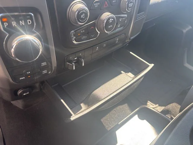 SEMINUEVOS RAM 1500 Classic a Estados en autogozo
