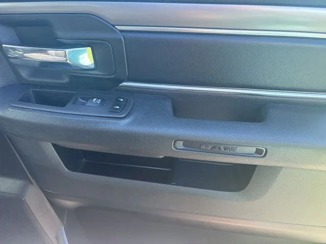 SEMINUEVOS RAM 1500 Classic a Estados en autogozo