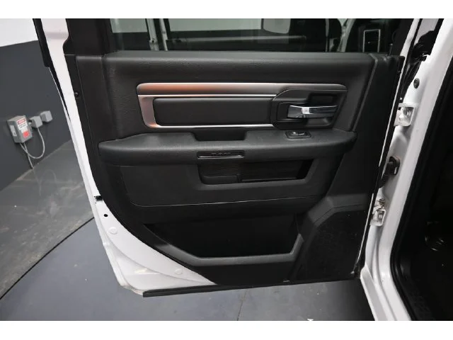 SEMINUEVOS RAM 1500 Classic a Estados en autogozo