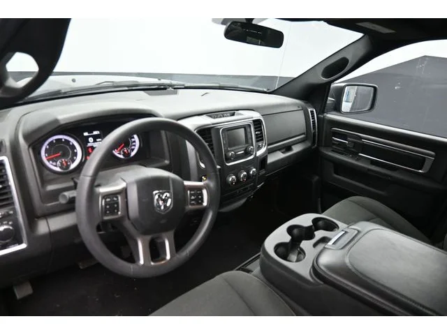 SEMINUEVOS RAM 1500 Classic a Estados en autogozo