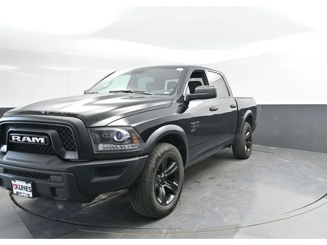 SEMINUEVOS RAM 1500 Classic a Estados en autogozo