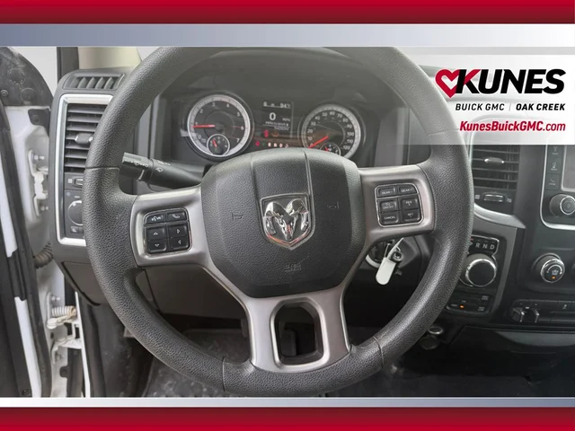 SEMINUEVOS RAM 1500 Classic a Estados en autogozo