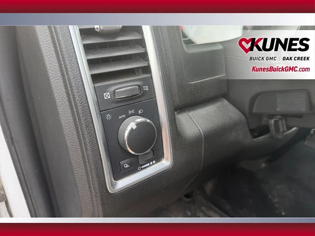 SEMINUEVOS RAM 1500 Classic a Estados en autogozo
