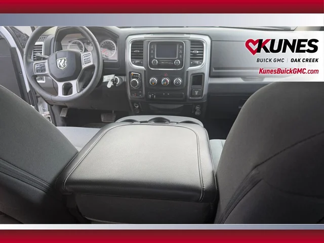 SEMINUEVOS RAM 1500 Classic a Estados en autogozo