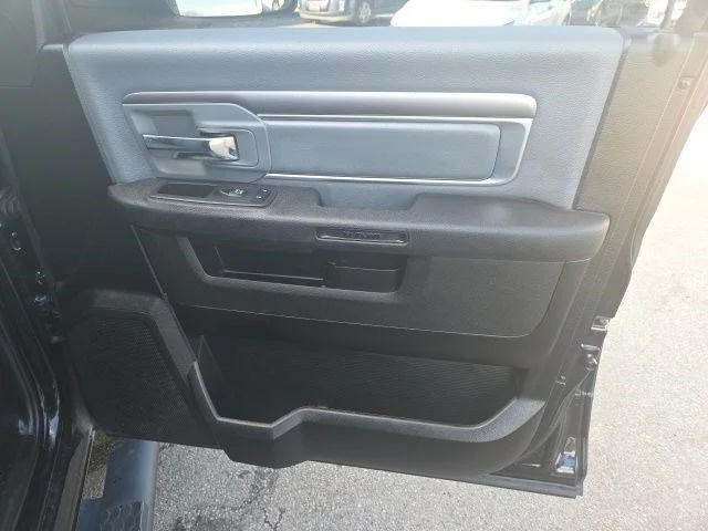 SEMINUEVOS RAM 1500 Classic a Estados en autogozo
