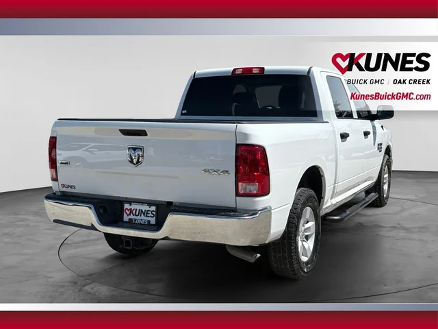SEMINUEVOS RAM 1500 Classic a Estados en autogozo