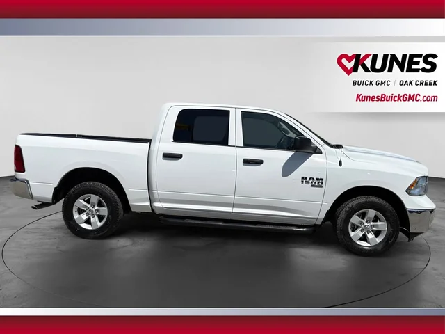 SEMINUEVOS RAM 1500 Classic a Estados en autogozo
