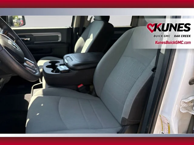 SEMINUEVOS RAM 1500 Classic a Estados en autogozo
