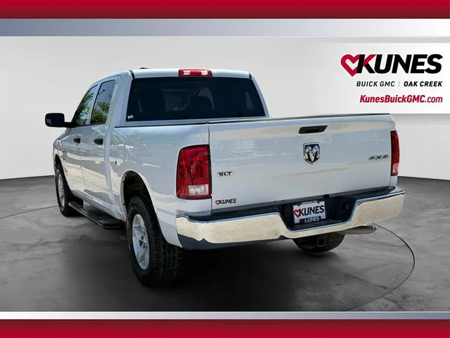 SEMINUEVOS RAM 1500 Classic a Estados en autogozo