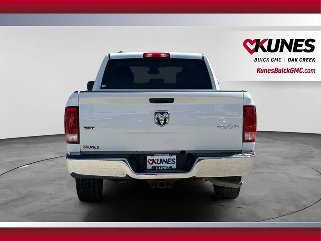 SEMINUEVOS RAM 1500 Classic a Estados en autogozo