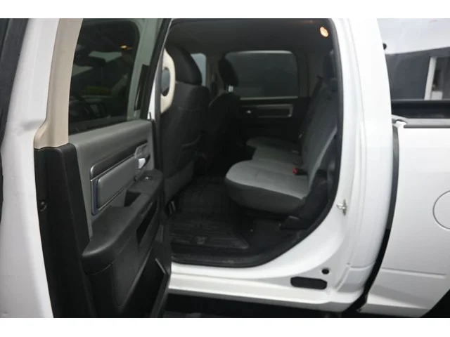 SEMINUEVOS RAM 1500 Classic a Estados en autogozo